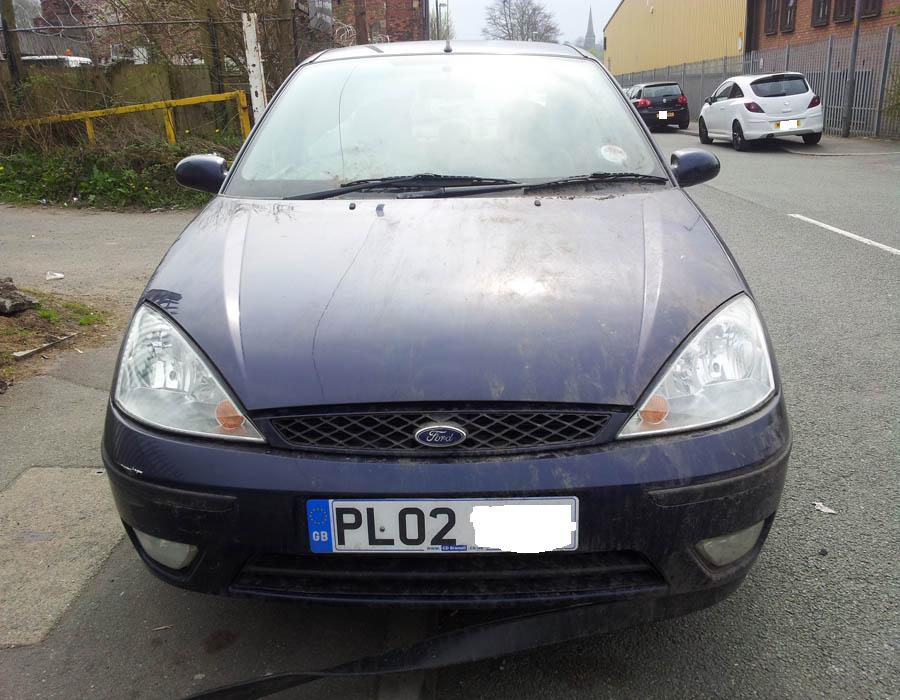 Ford Focus Ghia bonnet